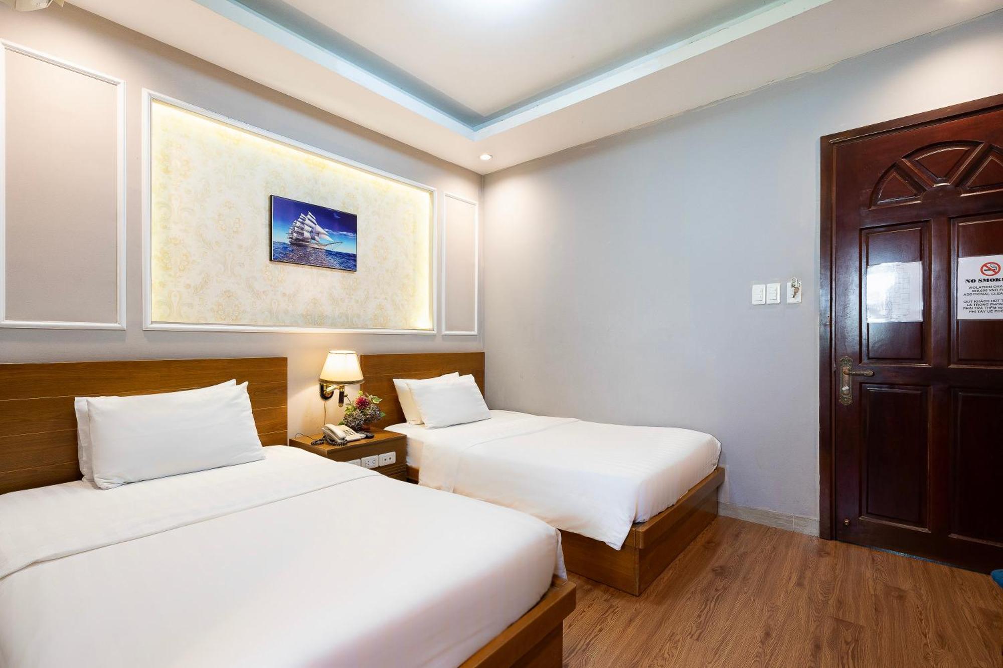 Lucky Star Hotel 266 De Tham Ho Chi Minh-Byen Eksteriør billede
