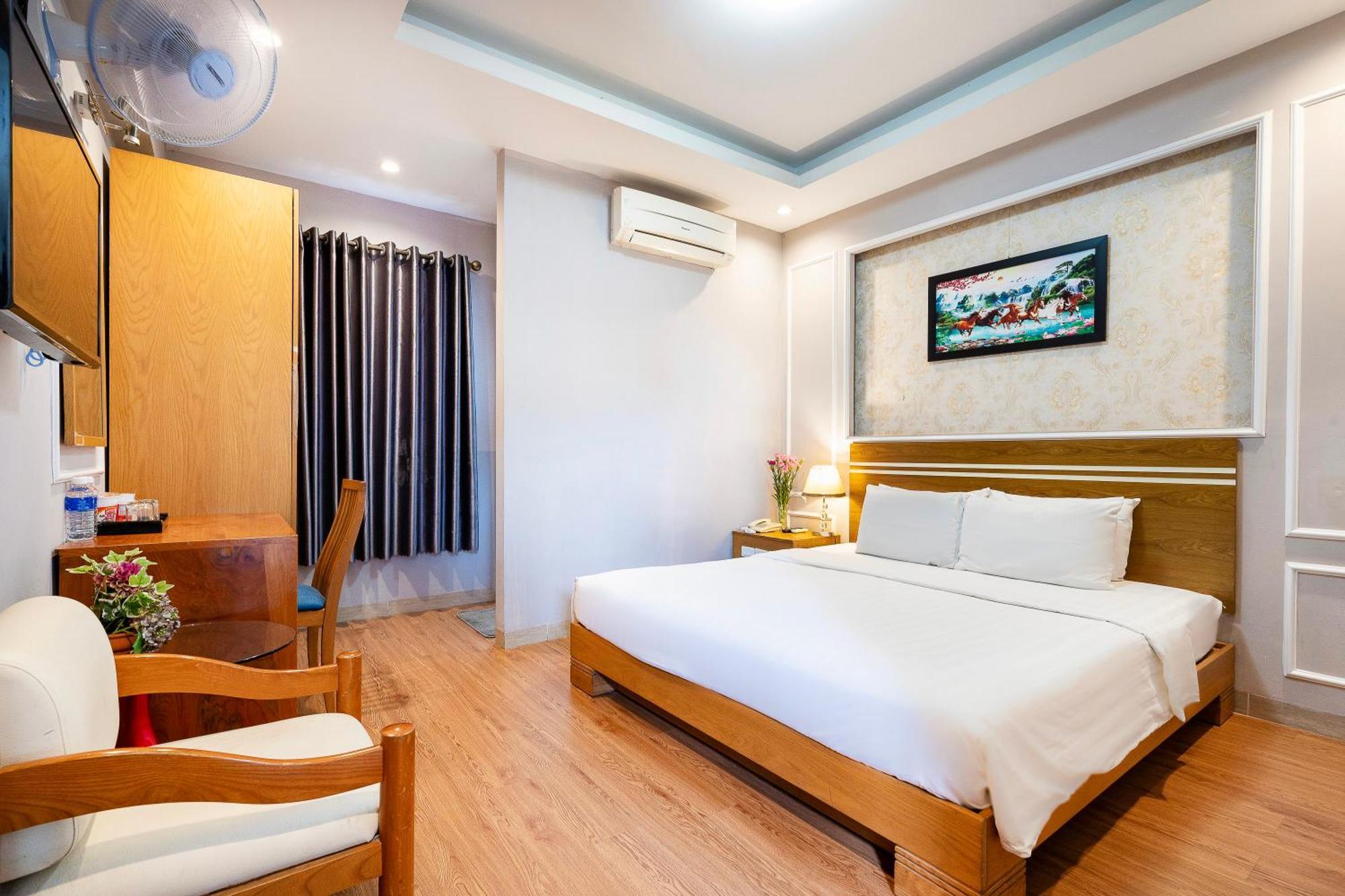 Lucky Star Hotel 266 De Tham Ho Chi Minh-Byen Eksteriør billede