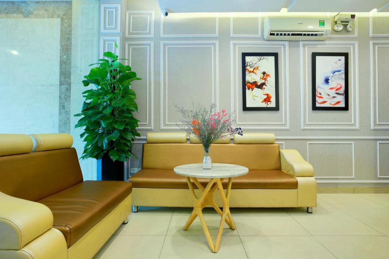 Lucky Star Hotel 266 De Tham Ho Chi Minh-Byen Eksteriør billede